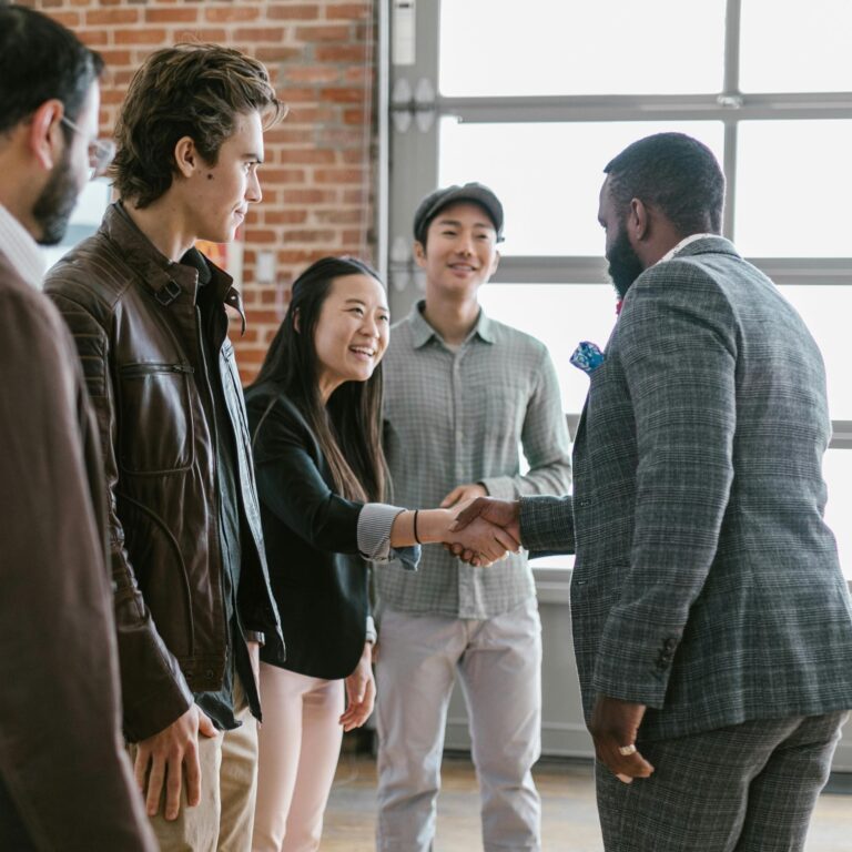 How to Attract Investors and What Do Investors Want? Navigating the Challenges of Investment Success
