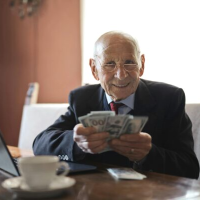 Angel Investors vs. Venture Capital: Navigating the World of Funding for Your Business